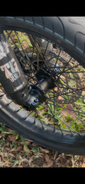 Axle titanium bolts
